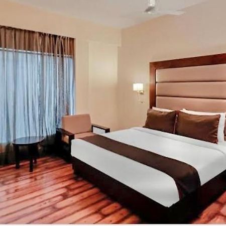 Vedantam Hotel Haridvár Kültér fotó
